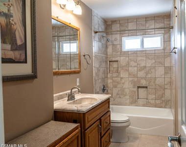 3590 Evans Drive - Photo Thumbnail 17