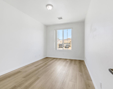81441 Avenida Gonzalez - Photo Thumbnail 22