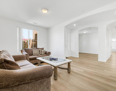 81441 Avenida Gonzalez - Photo Thumbnail 4
