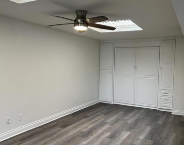 95 Torremolinos Drive - Photo Thumbnail 8