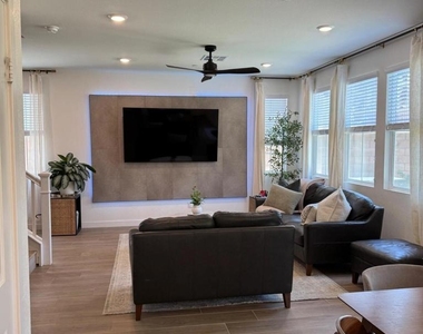 35403 Bains Avenue - Photo Thumbnail 9