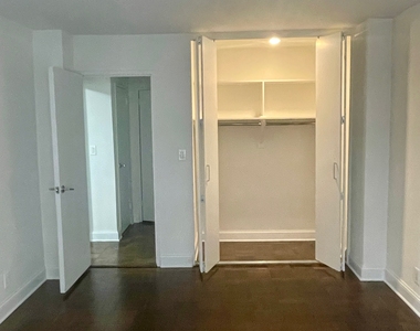 405 East 56th Street - Photo Thumbnail 5