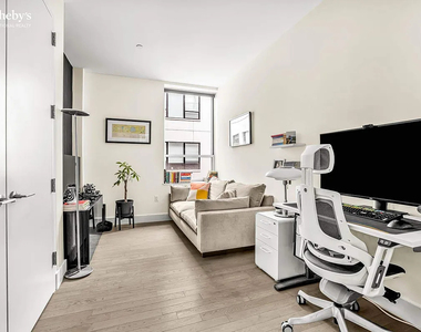 416 West 52nd Street - Photo Thumbnail 5