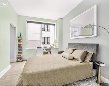 416 West 52nd Street - Photo Thumbnail 4