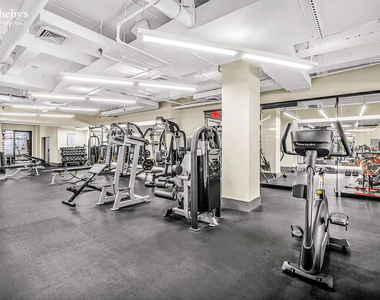 416 West 52nd Street - Photo Thumbnail 7