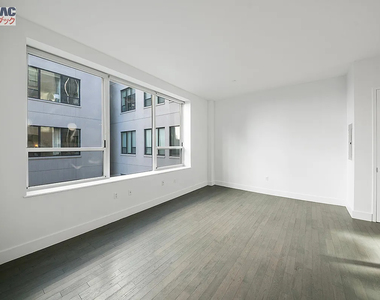 416 West 52nd Street - Photo Thumbnail 4