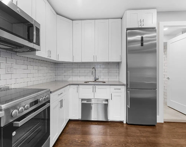 153 East 26th Street - Photo Thumbnail 2