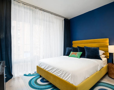 350 West 53rd Street - Photo Thumbnail 1