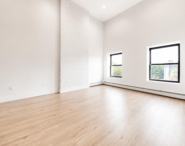 191 Jefferson Ave - Photo Thumbnail 5