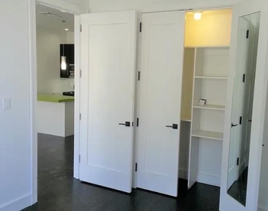 147 Rogers Avenue - Photo Thumbnail 3