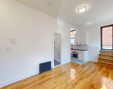 37.5 Bedford Street - Photo Thumbnail 7