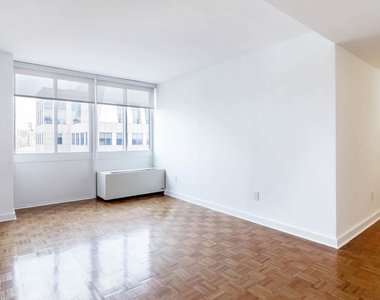 111 Lawrence Street - Photo Thumbnail 36