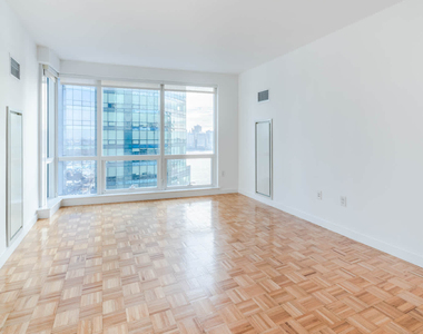 70 Greene Street - Photo Thumbnail 21