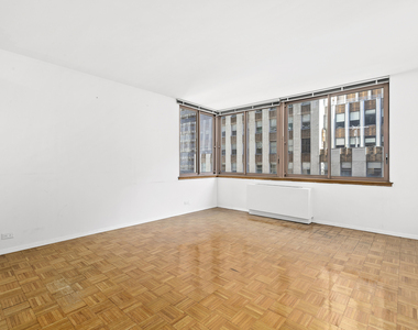 235 E 40th St - Photo Thumbnail 1