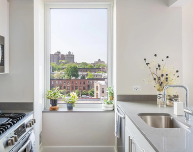 595 Dean Street - Photo Thumbnail 5