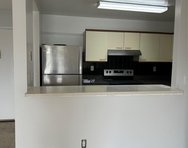50 Columbus Avenue - Photo Thumbnail 8