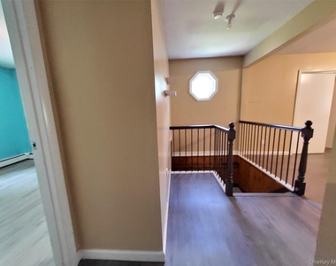 469 Hillside Road - Photo Thumbnail 18