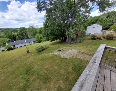 469 Hillside Road - Photo Thumbnail 10