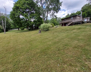 469 Hillside Road - Photo Thumbnail 11