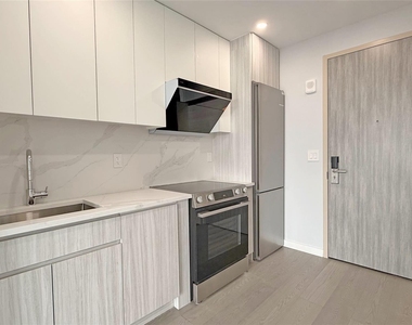 134-11 Franklin Avenue - Photo Thumbnail 19