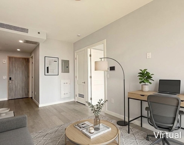 134-11 Franklin Avenue - Photo Thumbnail 3