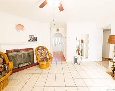 806 Oliver Avenue - Photo Thumbnail 3