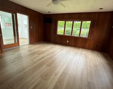 60 Highland Place - Photo Thumbnail 5