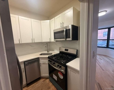 102-39 66th Avenue - Photo Thumbnail 2