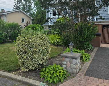 1396 Illinois Avenue - Photo Thumbnail 2