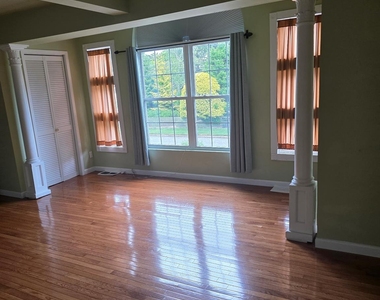 1396 Illinois Avenue - Photo Thumbnail 14