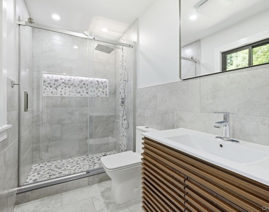 7 Brookdell Drive - Photo Thumbnail 14