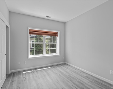 1410 Half Moon Bay Drive - Photo Thumbnail 10