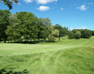 957a Heritage Hills Drive - Photo Thumbnail 13