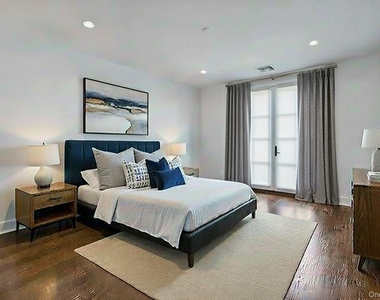 291 Main Street - Photo Thumbnail 1
