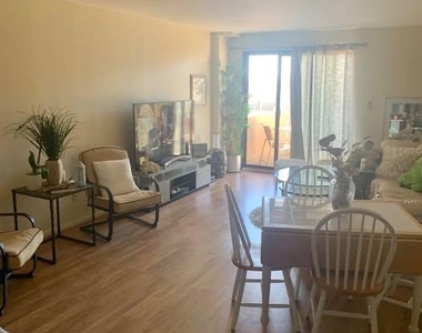 360 Shore Rd - Photo Thumbnail 1