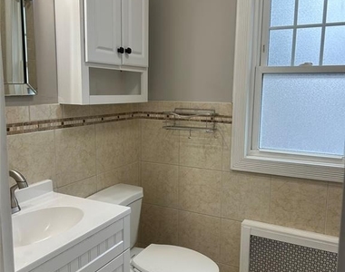 248-15 89th Avenue - Photo Thumbnail 5