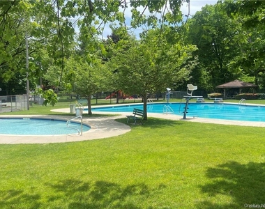 17 Harriman Avenue - Photo Thumbnail 24