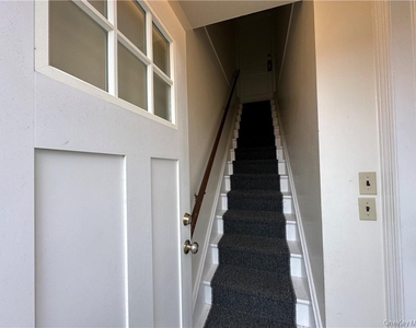 17 Harriman Avenue - Photo Thumbnail 4
