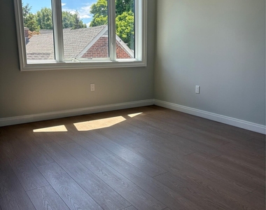 109 Palisade Street - Photo Thumbnail 11