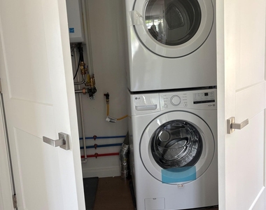 109 Palisade Street - Photo Thumbnail 12