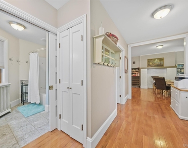 86 West Street - Photo Thumbnail 9