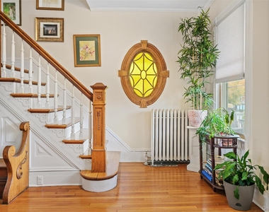 86 West Street - Photo Thumbnail 4