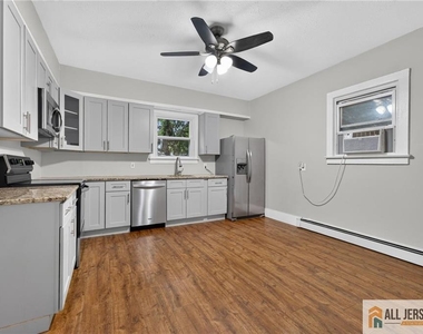 62 Washburn Avenue - Photo Thumbnail 5