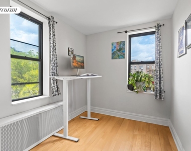 109-20 Queens Boulevard - Photo Thumbnail 6