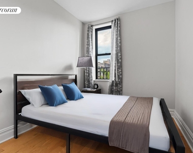 109-20 Queens Boulevard - Photo Thumbnail 5