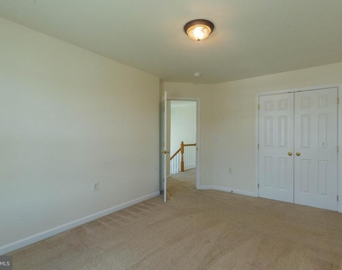 59 Stork Lane - Photo Thumbnail 16