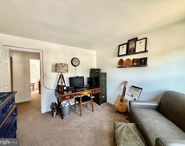 8 Woodmont Court - Photo Thumbnail 14