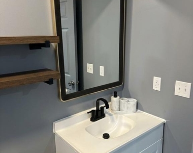 10718 Wellington Street - Photo Thumbnail 5