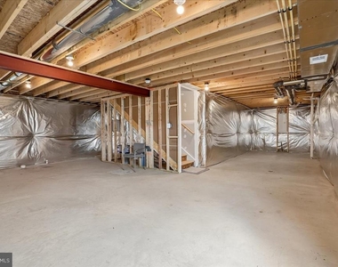 6415 Farrier Way - Photo Thumbnail 29