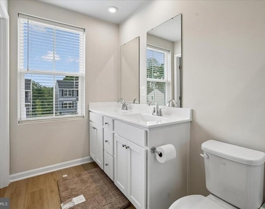 6415 Farrier Way - Photo Thumbnail 24